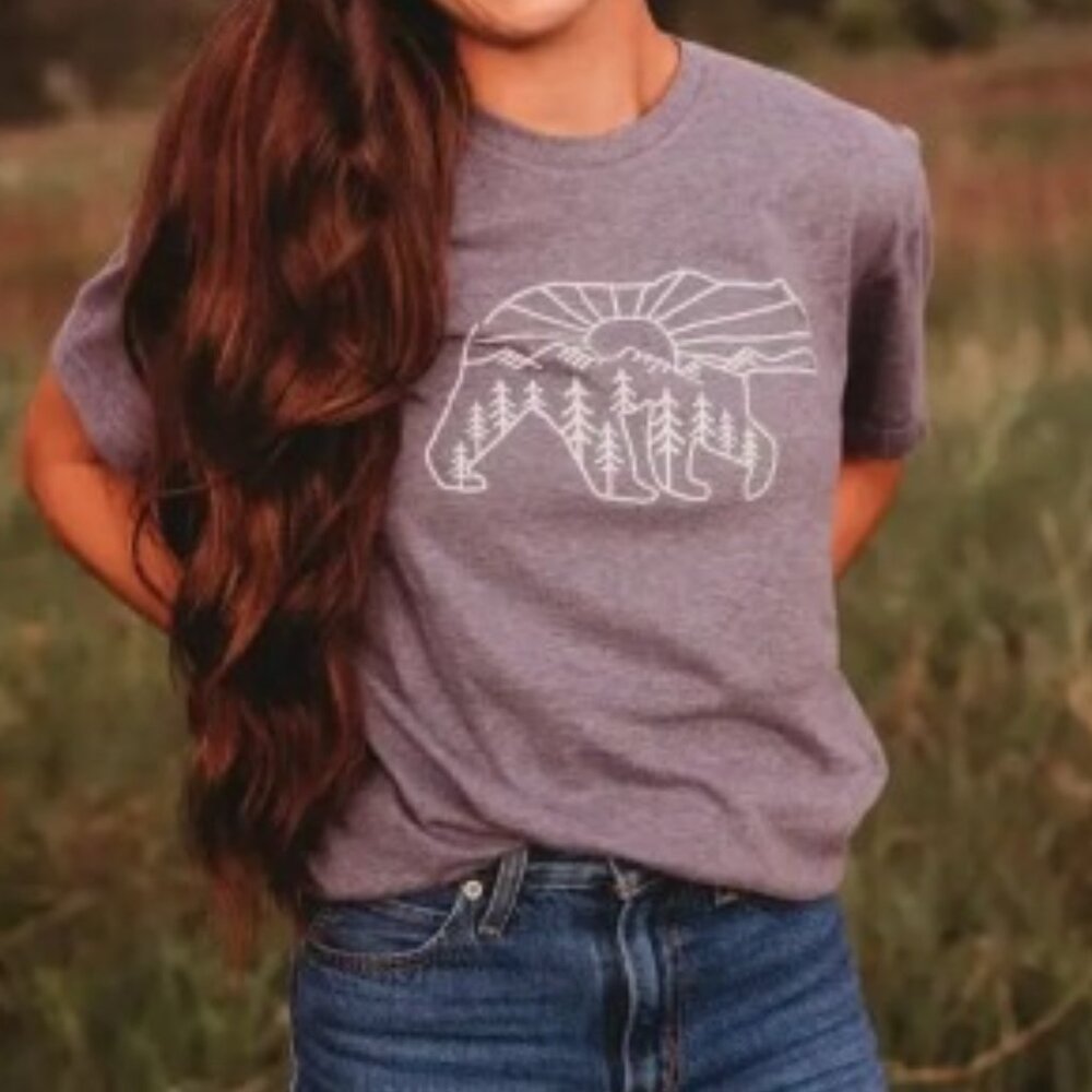 Women's Sunrise Bear Graphic Tee